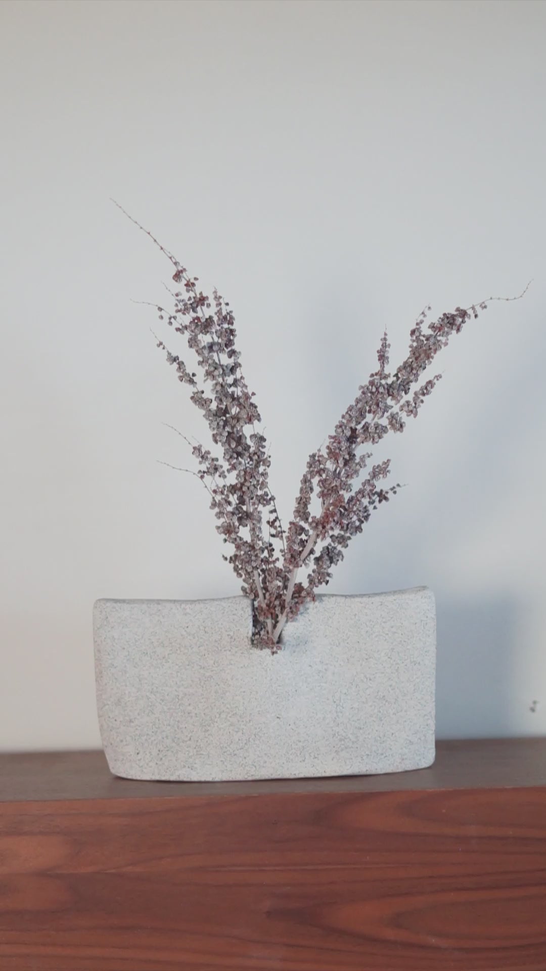 Tsaka Vase
